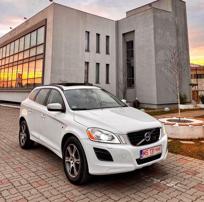Volvo Xc60 R AWD 4x4 2.4 205Cp Camera R Pano City Safety Portbagaj El