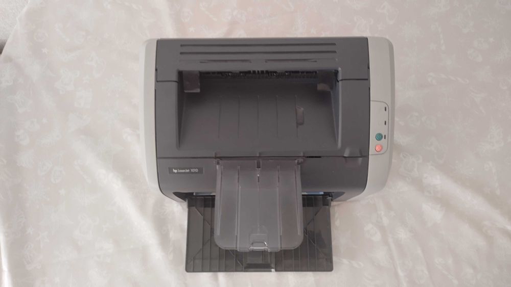 Лазерен принтер HP 1010