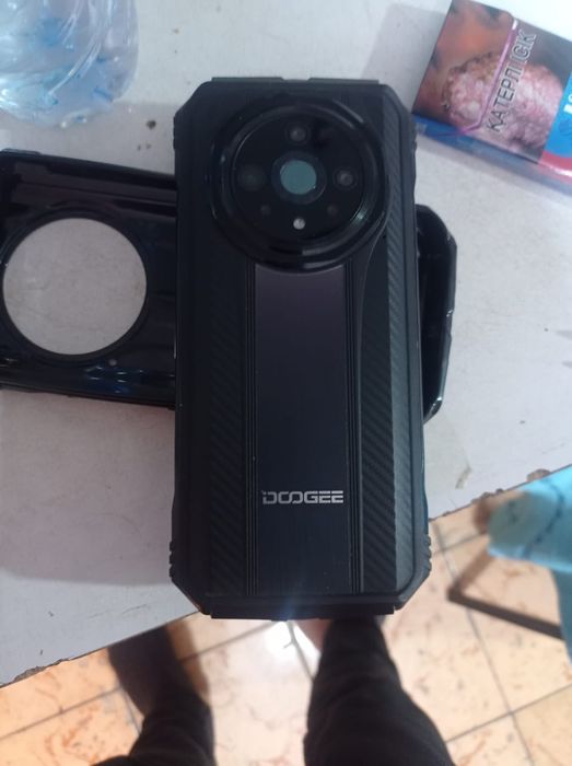 Doogee v31gt 12/256gb