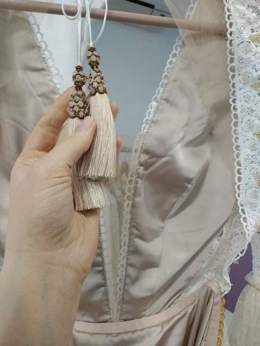 Vand rochie mireasa Rara Avis