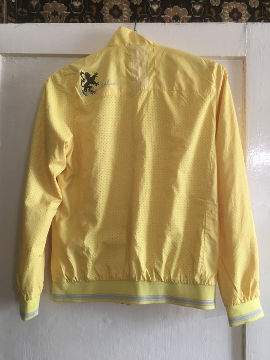 Женскаая шерстянная кофта