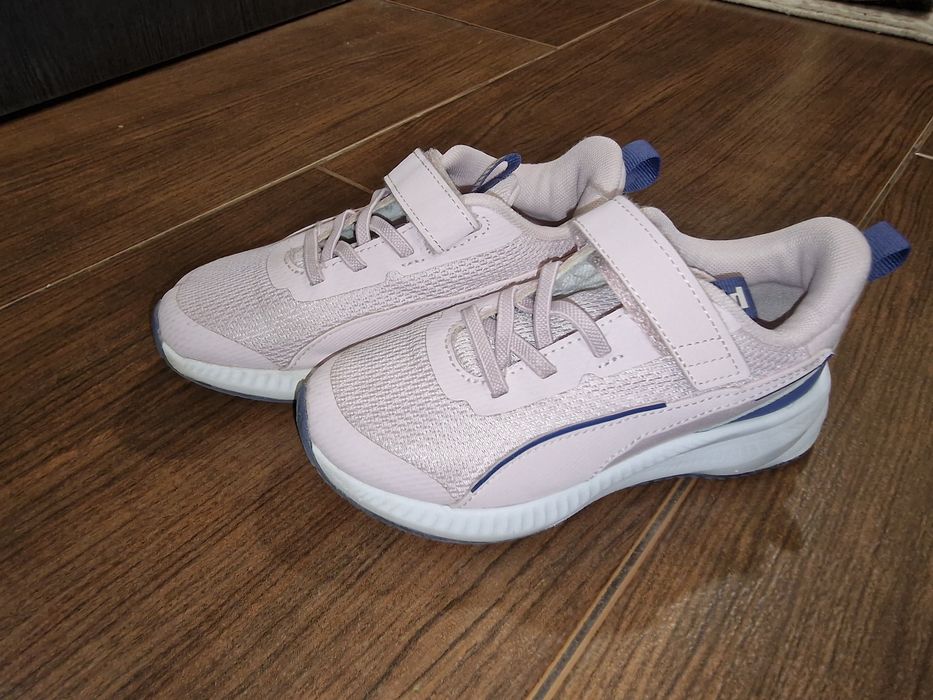 Adidasi Puma marimea 31