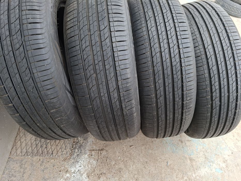 Продам шины 235/65/18 гити