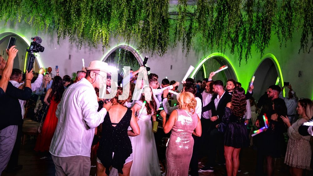 DJ + Sonorizare pentru evenimente