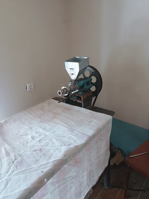 Кукуруз  ишлаб чикариш апарати