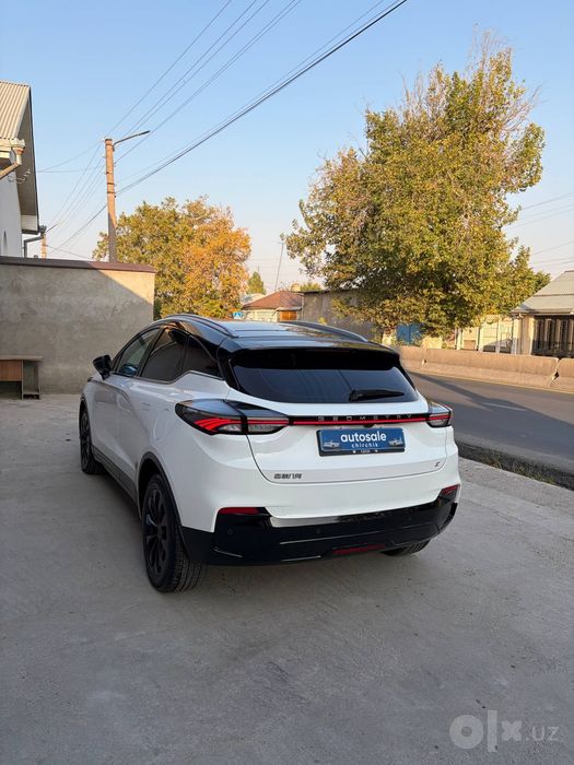 Geely Geeometry C сотилади