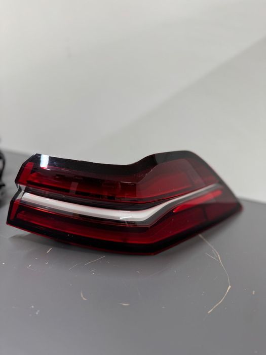 Stop aripa stanga dreapta Bmw Seria 5 G60 Sedan