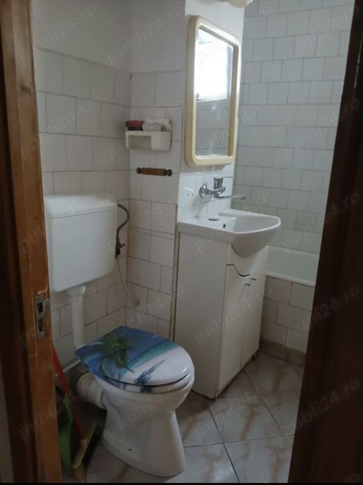 Inchiriez apartament 3 camere Piata Mihai Viteazu
