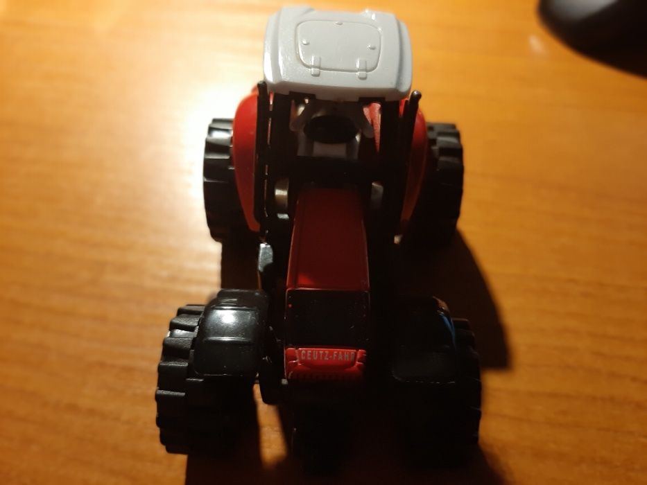 Macheta tractor Agrotion 265