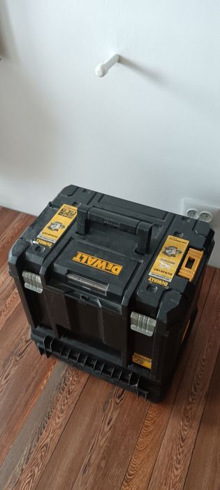 Genti dewalt stare buna