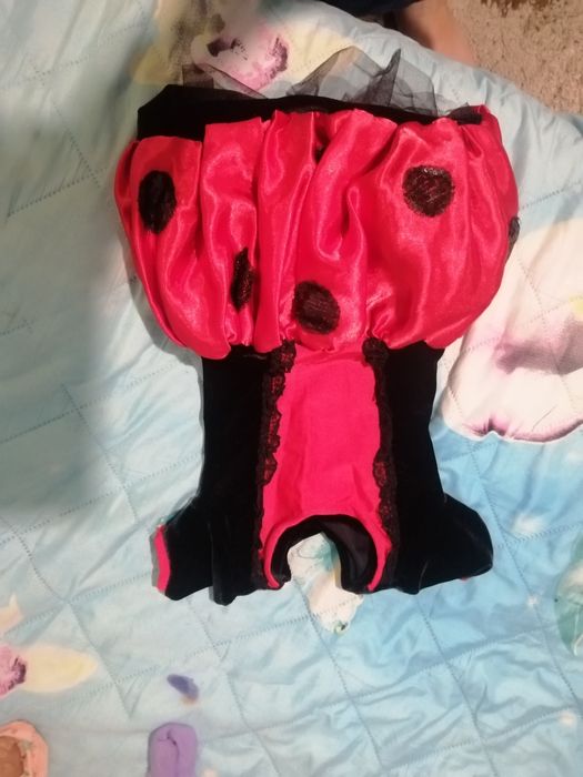 Продам платья маоенькие