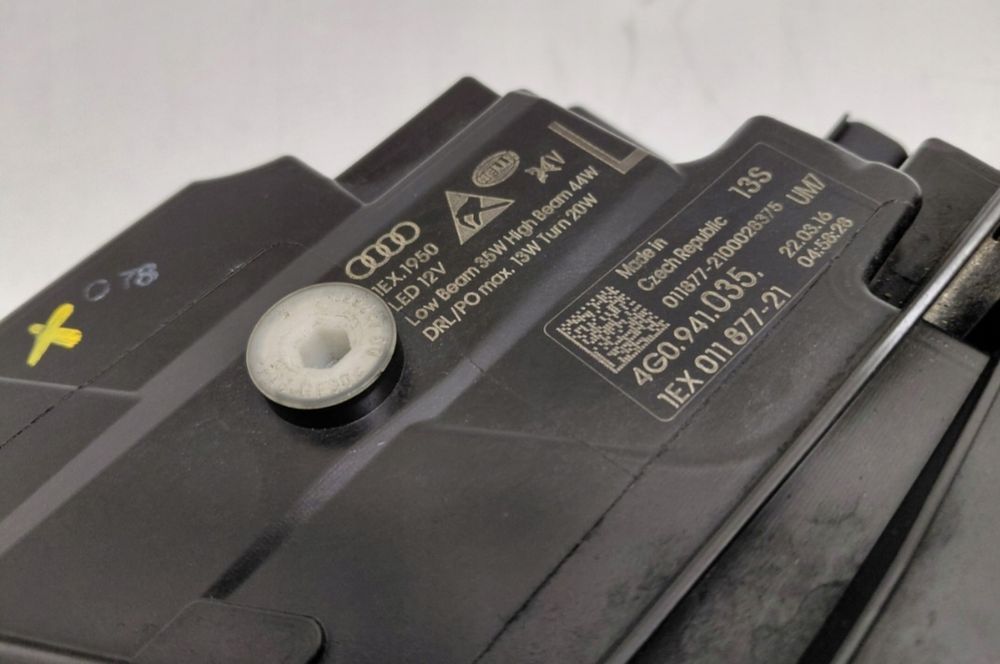 Far stanga Audi A6 S6 4G C7 Matrix cod:4G0941035