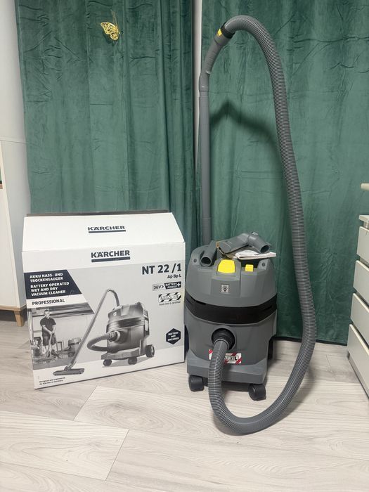 Aspirator KARCHER NT 22/1 cu acumulator (nu dețin si acumulatorul)