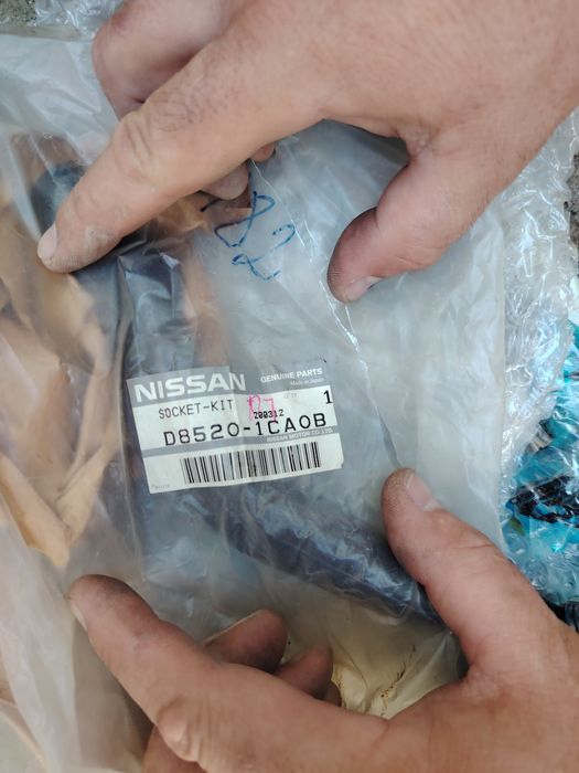 Продам запчасти  на  Nissan