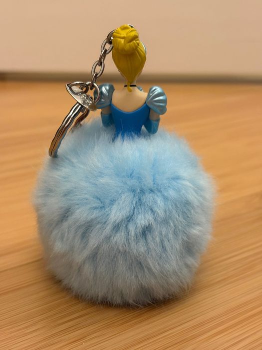 Брелок принцесса Золушка, оригинал Дисней