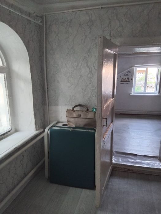 Продам квартиру в общем дворе