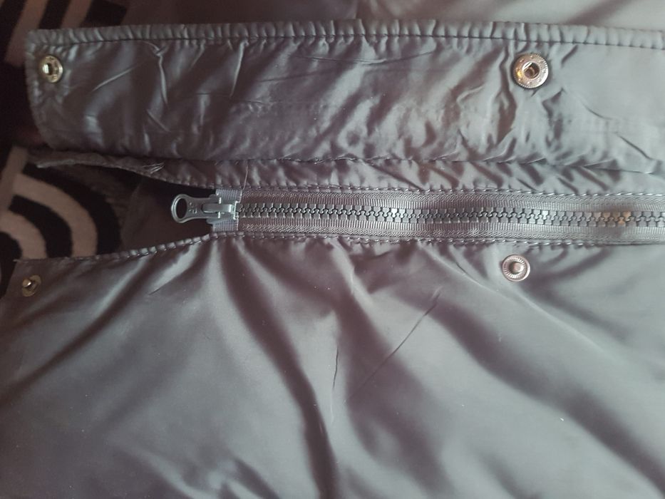 Продаю пуховик женский