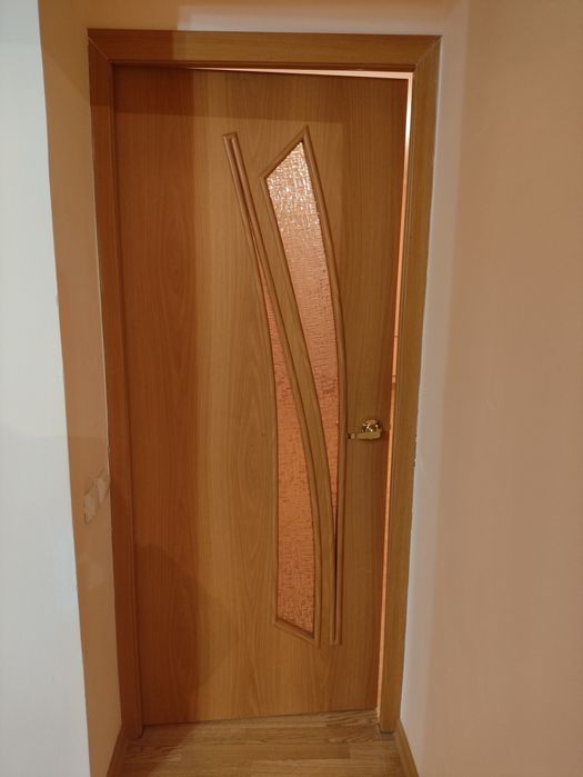 Продам межкомнатные двери