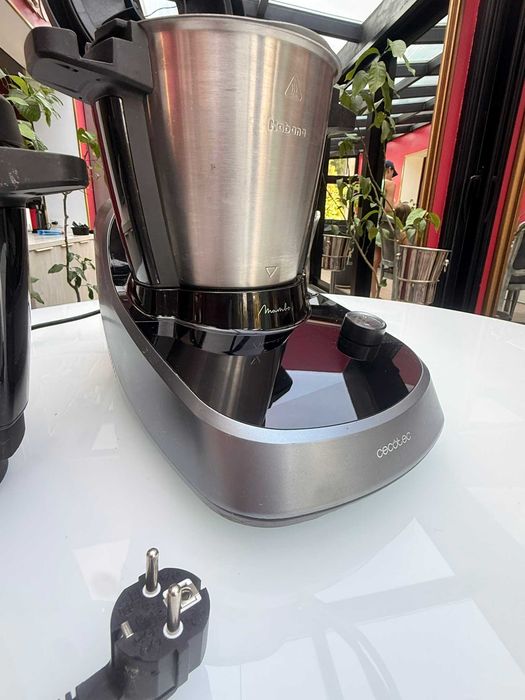 Робот кухненски Cecotec Mambo Touch с двойна кана Habana
