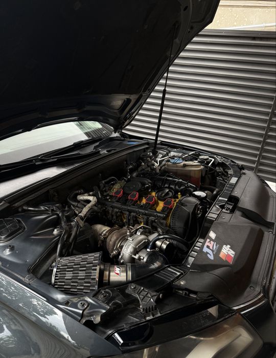 Audi a4 b8 2.0 tfsi quattro