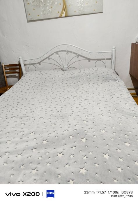 Кровать двуспальная