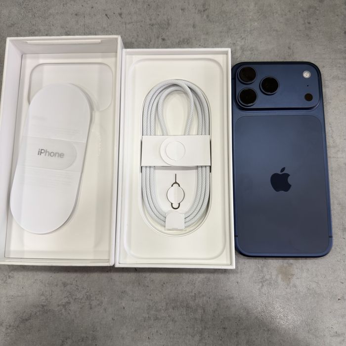 iPhone 17 Pro Max 256GB Перфектен 0 цикъла на батерията