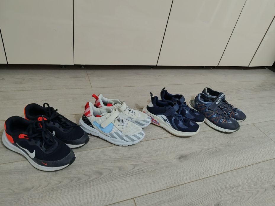 Adidași copii (masuri: 35,5 -36 -37)