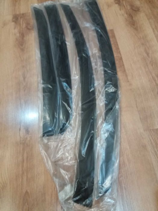 Продам комплекты ветровиков.