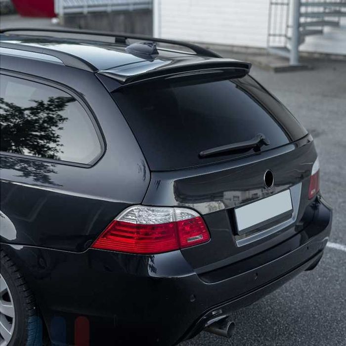 Спойлер за багажника за БМВ Е61 Комби / Спойлер за тавана за BMW E61