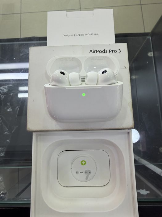 Apple Airpods Pro 3 “White” A3122. EAC