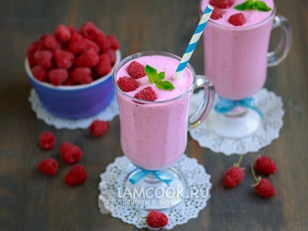 Молочный коктейль, tabbiy suttan tayorlangan kokteyl smeslari zakazga