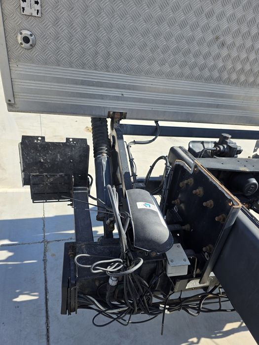 LIft hidraulic camion 2011