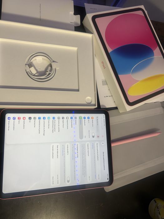 iPad A16 128GB Rose, ca nou, baterie 100%, fara zgarieturi
