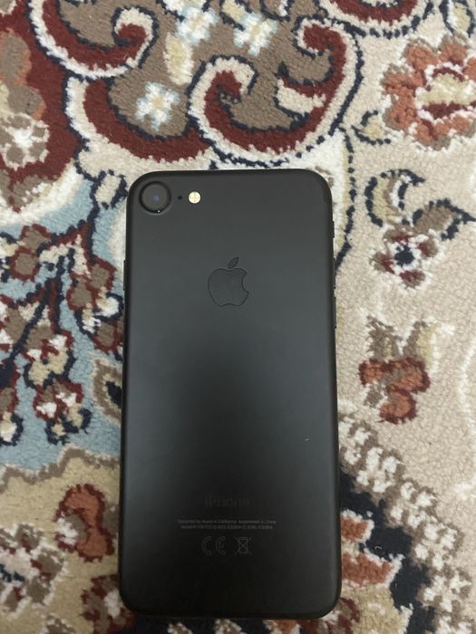 Продам.   iPhone 7