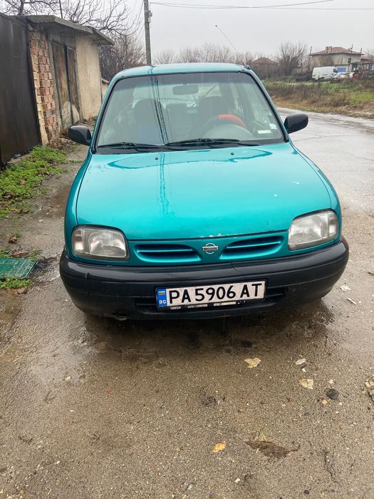 Продавам нисан микра