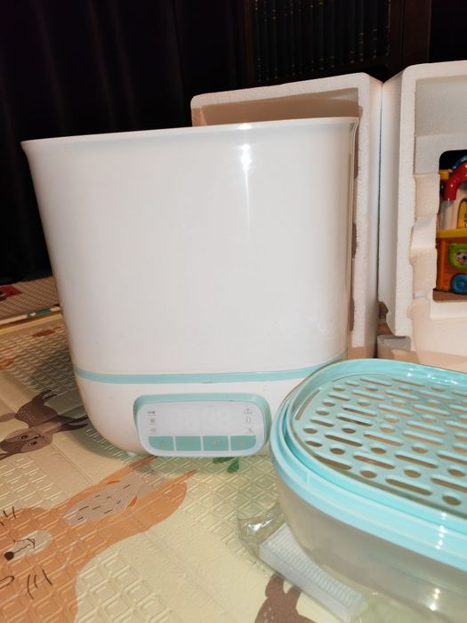 Sterilizator electric 5 in 1 Mappy, pt 8 biberoane inca in garantie