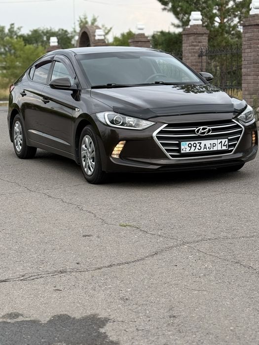 Продам hyundai elantra 2018