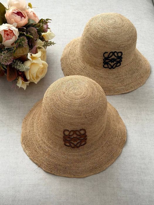Летни шапки chanel gucci loewe celin dior