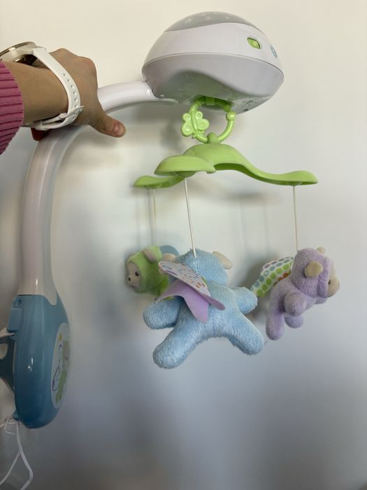 Fisher Price Музикална въртележка за легло МЕЧЕТА-ПЕПЕРУДИ