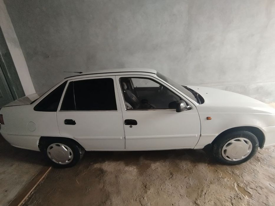 Nexia 2 sotiladi bekorchlar bezovta qimasin faqat naxtga sotiladi