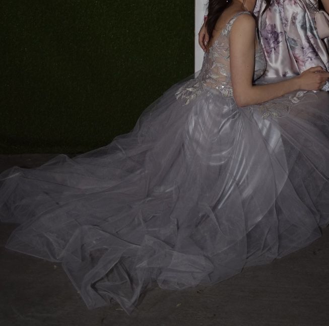 Бална рокля