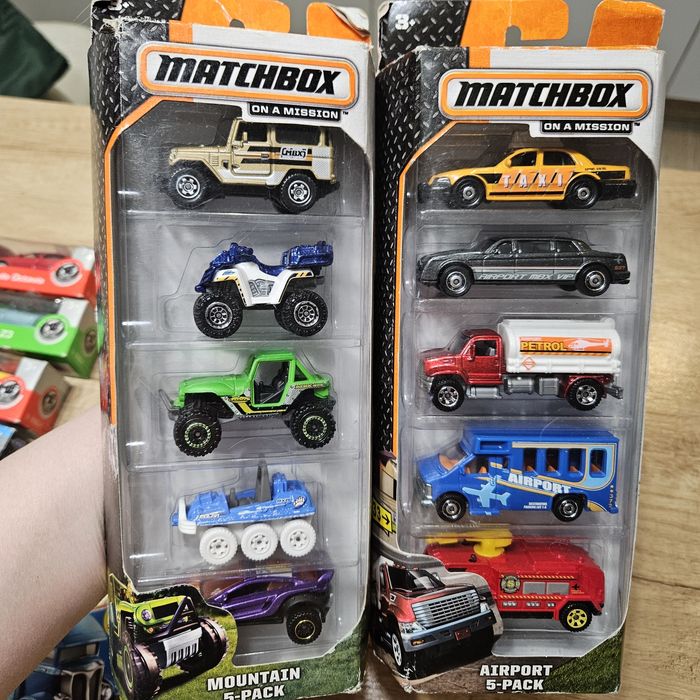 Машинки модельки маленькие