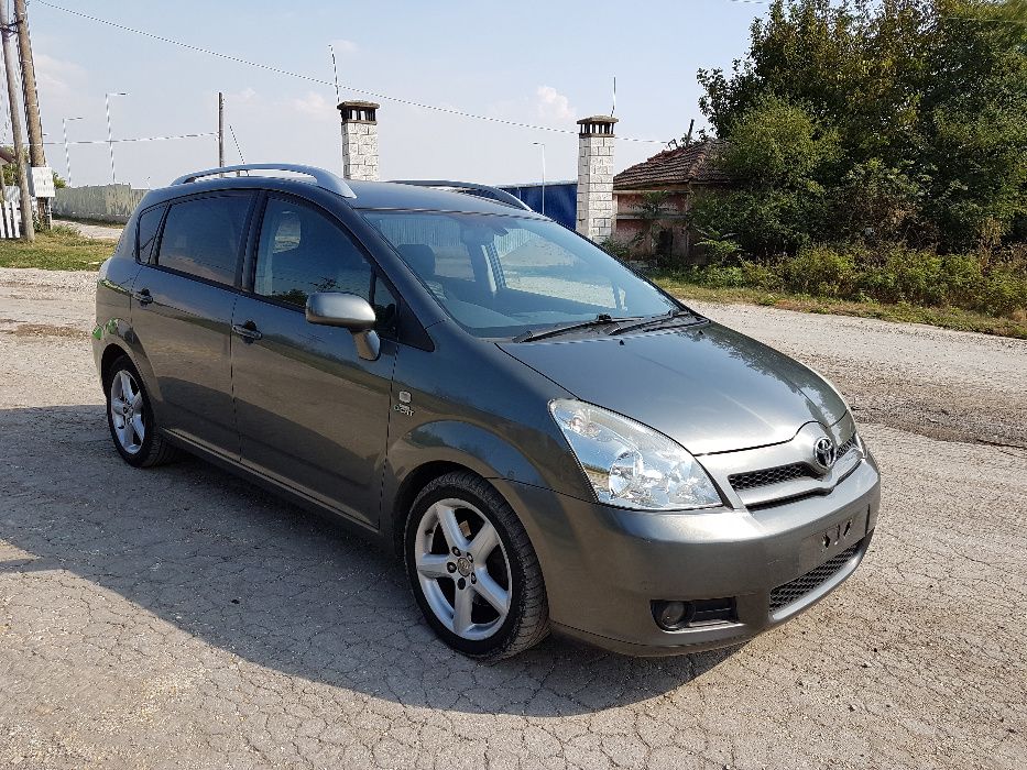 Toyota Corolla Verso 2.2 DCAT T180 на части Тойота Корола Версо 2.2