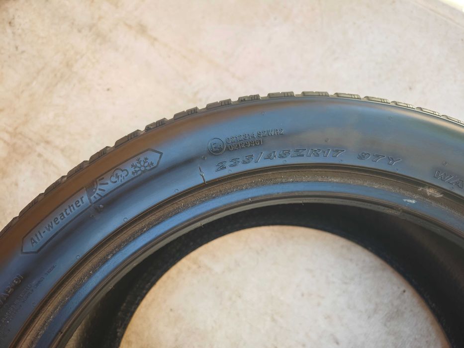 Anvelope 235/45/17 an 2023 all season M+S NEXEN NBLUE 4SEASONS 2