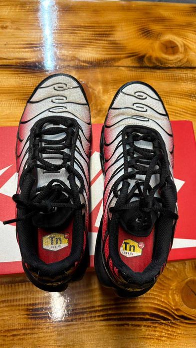 Nike TN Air Max Plus Black Fiery Red