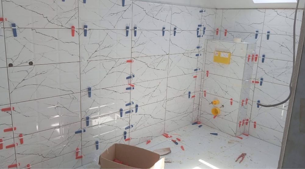 Renovari & Amenajari  Interioare & Exterioare De la A la Z