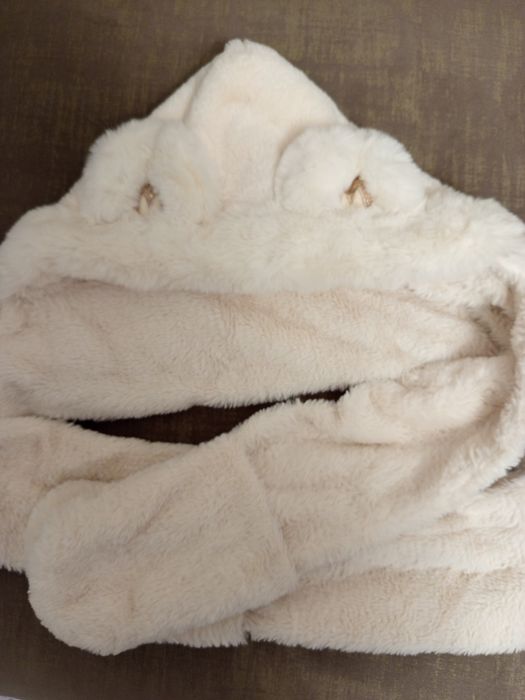 Шапки с шарфом и рукавицами