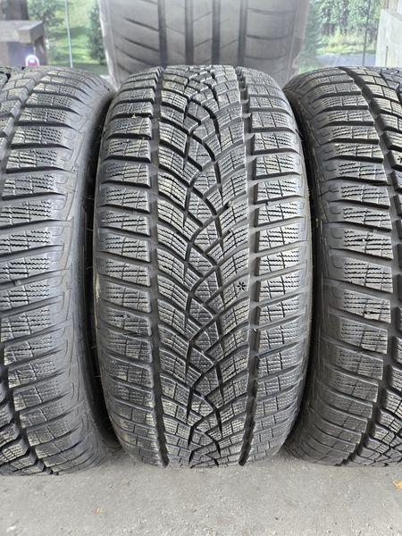 225/50/17 GOODYEAR 4бр