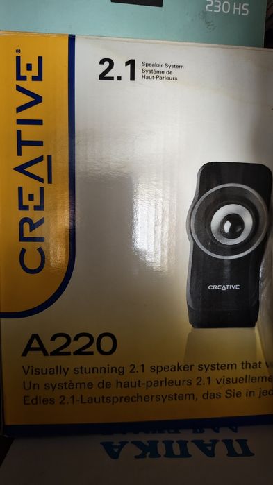 Продам сабвуфер Creative