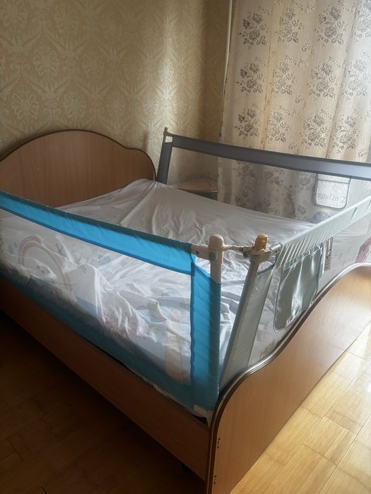 Бортик от падения